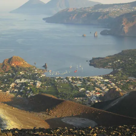 Alojamento de Acomodação e Pequeno-almoço La Sirena Della Baia Vulcano (Isola)
